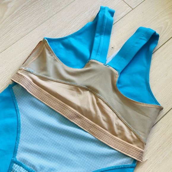 Lululemon Light Blue Gingham Built in Bra Tank Top - Picture 6 of 11